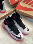 Chuteira Nike Botinha Society