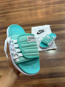 Chinelo Nike Asuna Cores Femininas