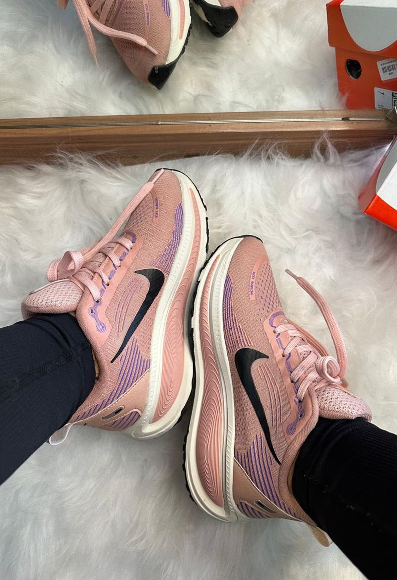 Tênis Unisex Nike Zoom Vomero 02