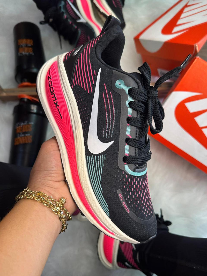 Tênis Unisex Nike Zoom Vomero 02
