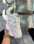 Tênis New Balance 9060 Feminino