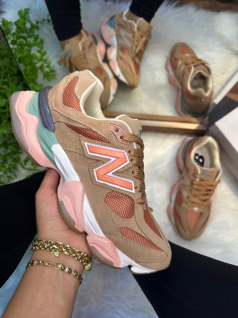Tênis New Balance 9060 Feminino