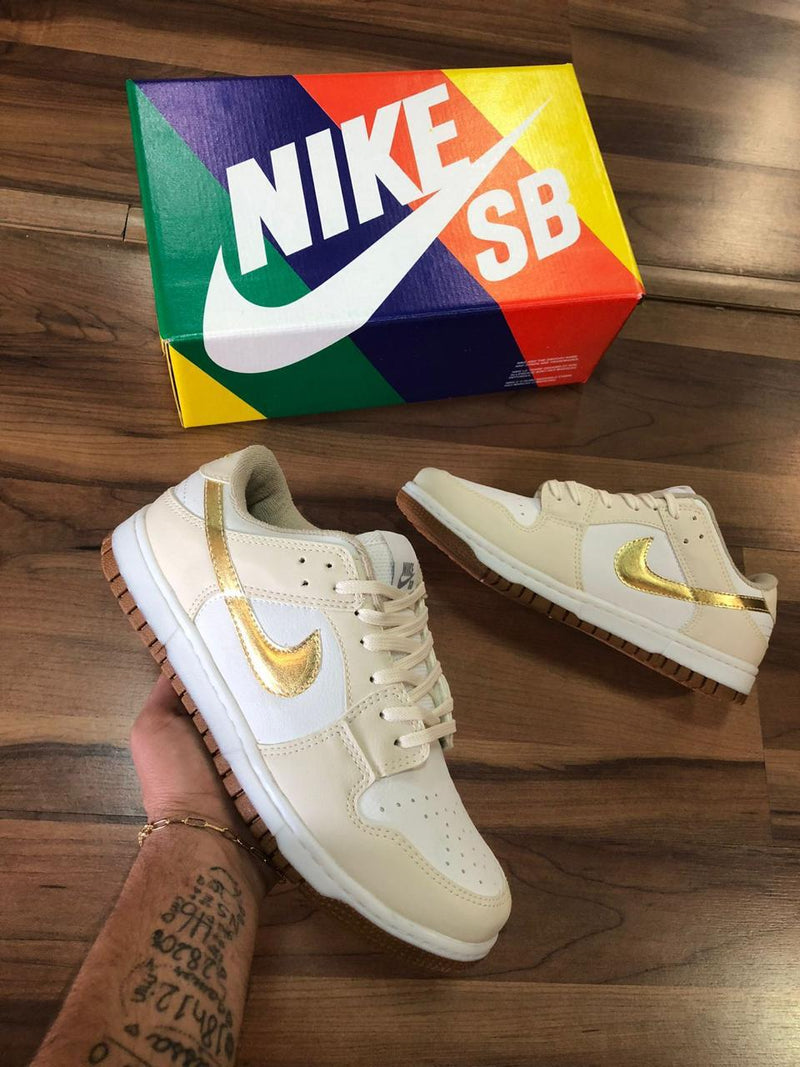 Tênis Nike Dunk Low Pro Cores Femininas