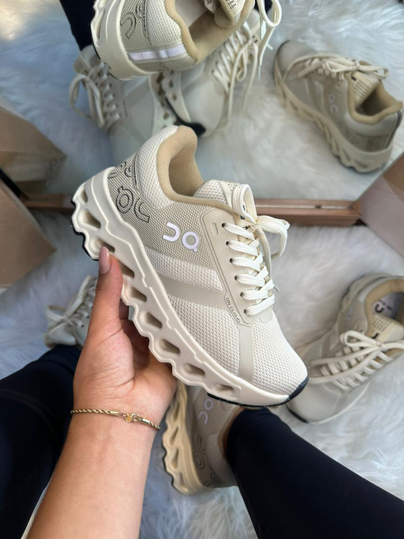 Tênis Oncloud Feminino