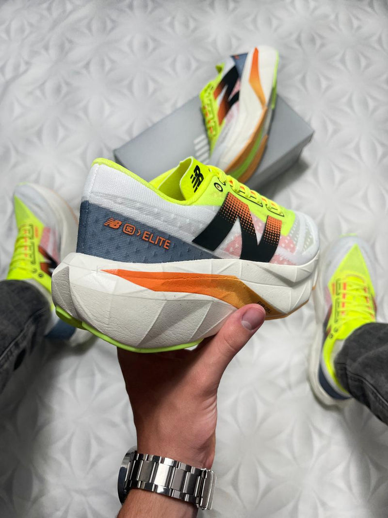 Tênis New Balance Fuelcell Elite Masculino