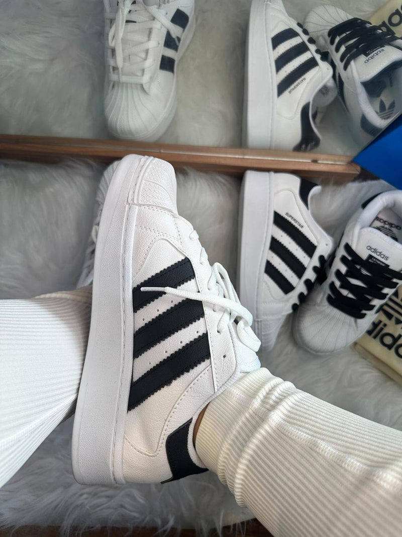 Tênis Superstar feminino